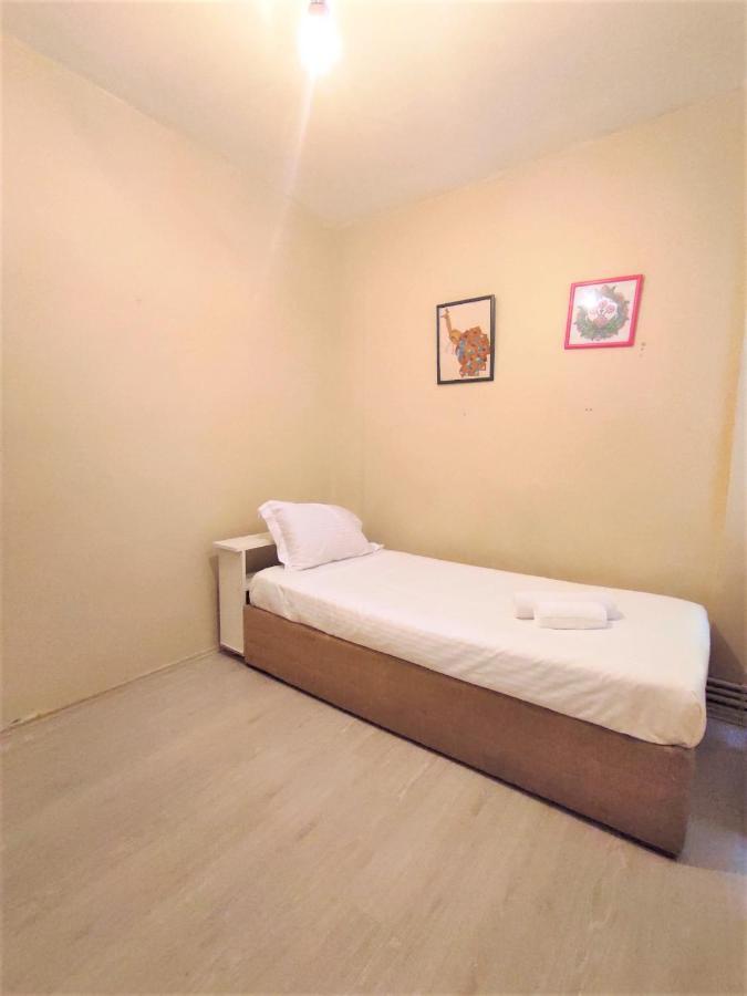 Peaceful Suite Centre Of Kadikoey Istanbul Exterior photo